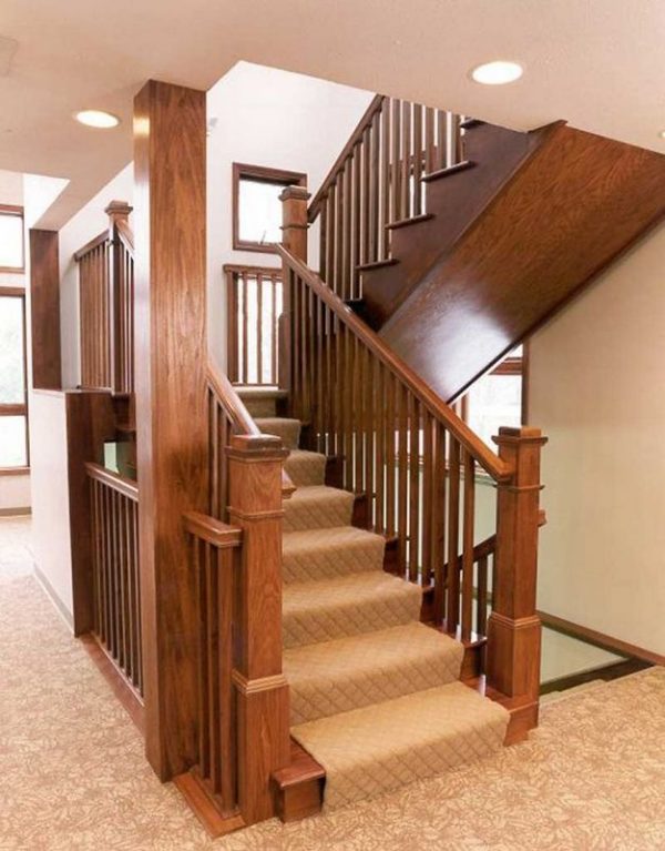Internal flight stairs to the second floor